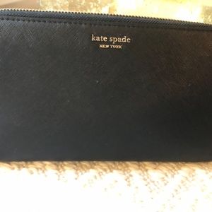 Kate Spade Large Zippered Wallet